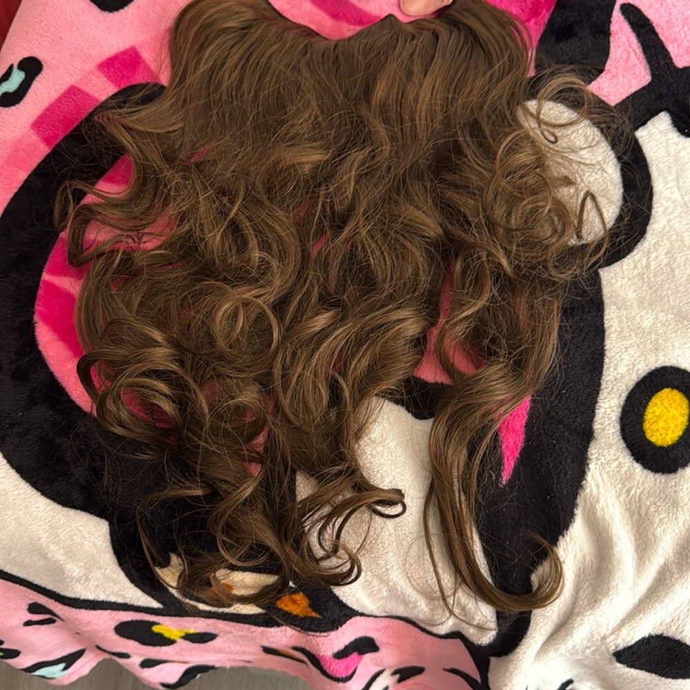 Smooth Brown Hair Color with Medium Length